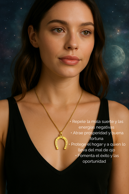 Collar Herradura Dorada — Amuleto de Buena Suerte