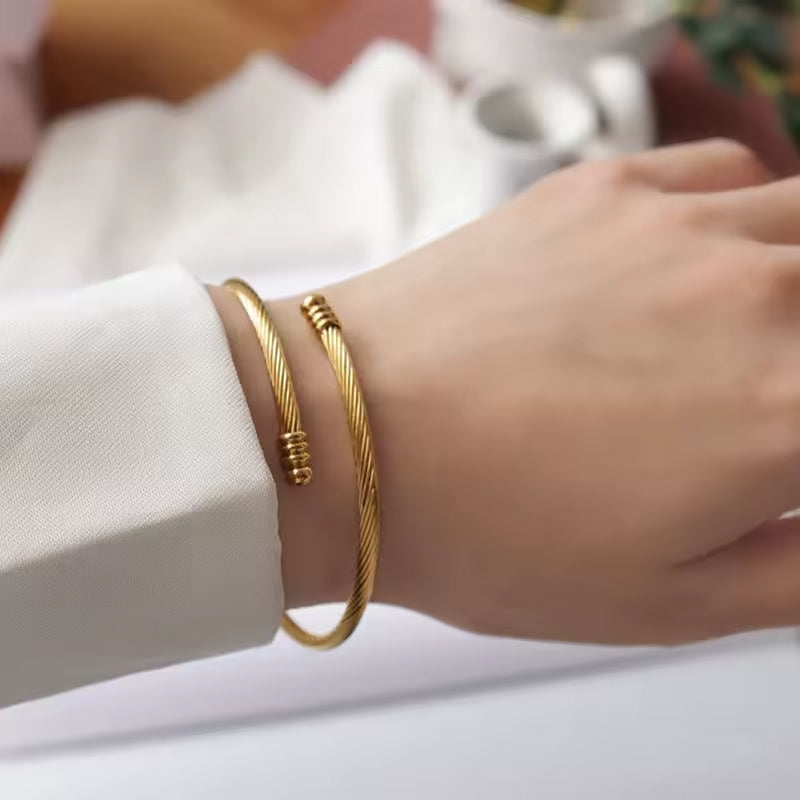 Pulsera San Benito - Amuleto de protección
